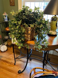 Artificial Ivy Plant Woven Basket