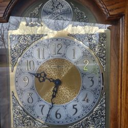 Clock Howard Miller Antique Grandfather Clock Valued At $3000 Online