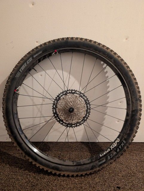 We Are One Carbon Enduro Wheel Set 12x148