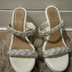 Daisy Fuentes White Studded Wedge Slide Sandals with Braided Straps Size 6
