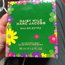 Daisy Wild Marc Jacob’s  Way So Extra 