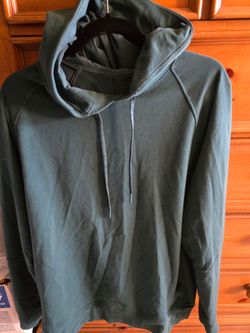 Lululemon Large