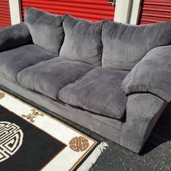 Ashley Furniture "Dailey" Sofa 
Delivery Available Locally