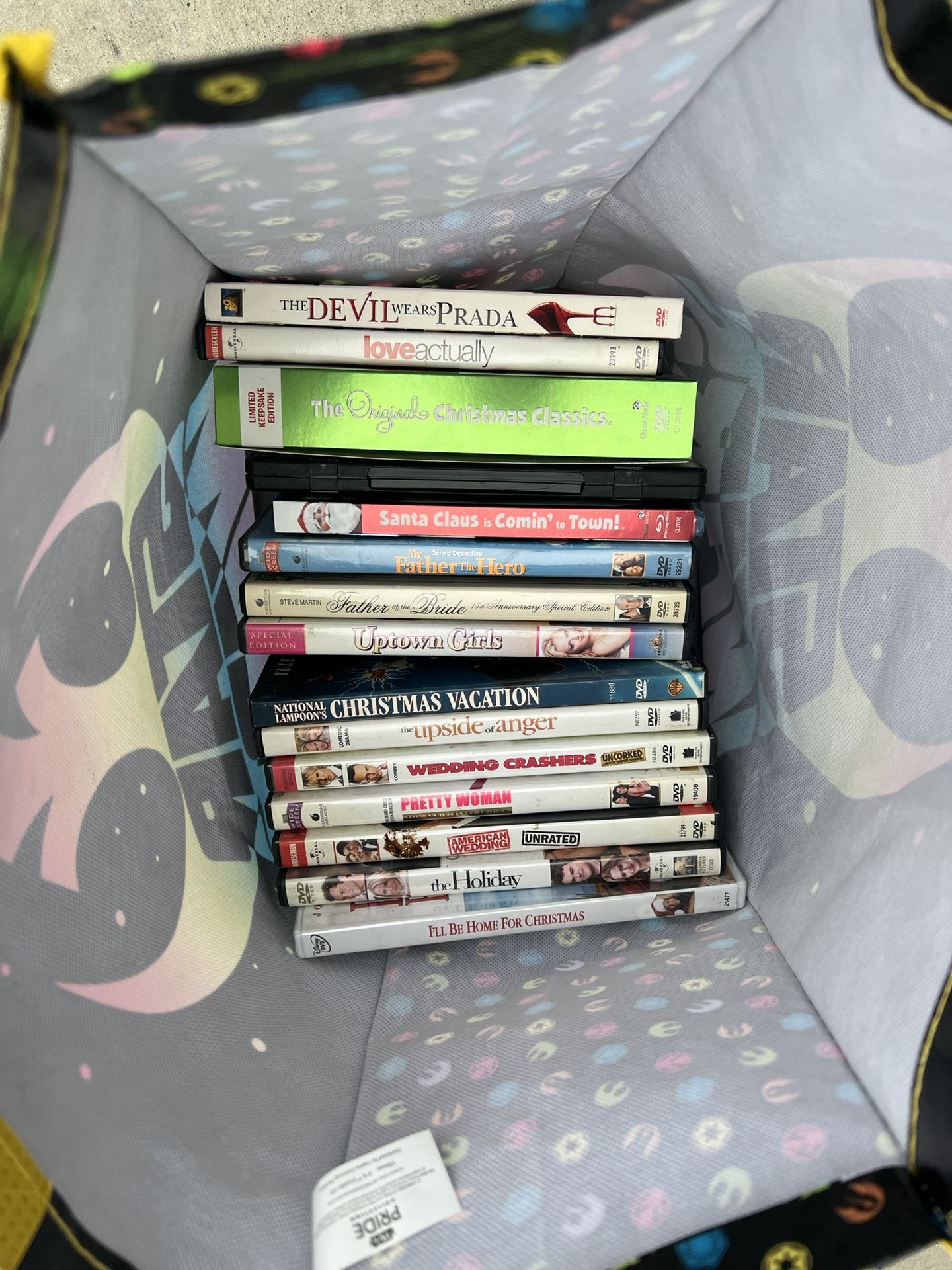 Bunch Of Random DVD Titles DVDs . Kids Movies Holliday Movies Family Movies Chick Flicks Etc