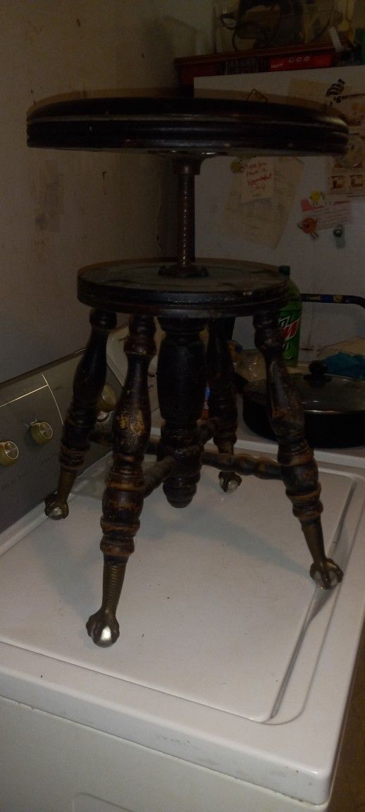 Stool