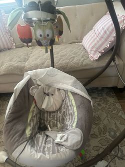Baby swing
