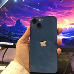 iPhone 13 256gb unlocked sold with store warranty 