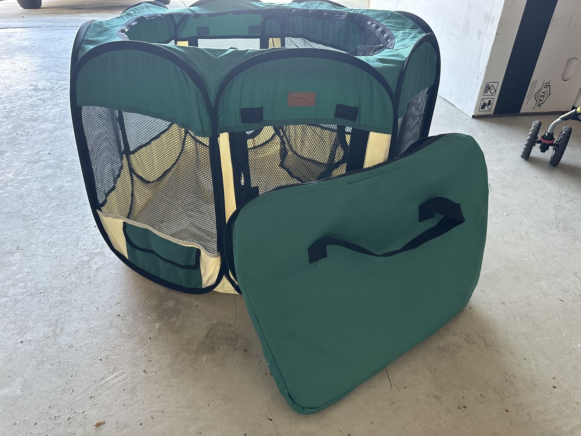 Portable Pop Up Dog Play Pen for Sale in San Diego, CA OfferUp