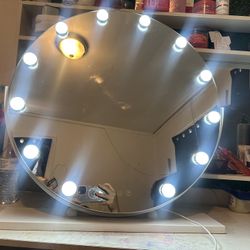 vanity mirror 