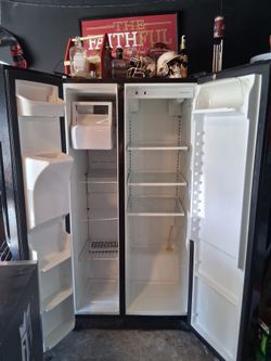 Frigidaire Fridge