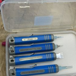 JRready ST5253-04 is a comprehensive connector pin removal tool kit