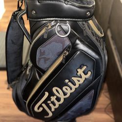Titleist Folds Of Honor Midsize Bag