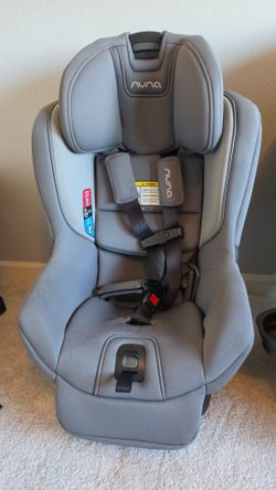 Nuna RAVA Convertible Car Seat – Threaded Gray (Clean, Accident-Free)
