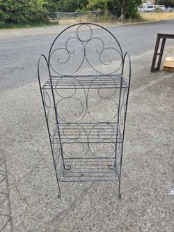 Wire Metal Garden Shelf