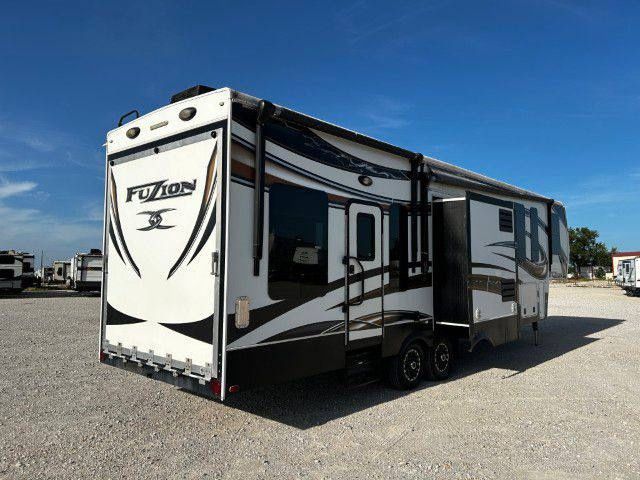 2014 Keystone Fusion