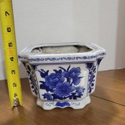Vintage Royal Delft Ceramic Planter