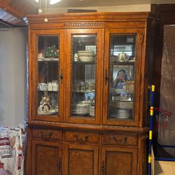 Kitchen Table And China Cabinet 