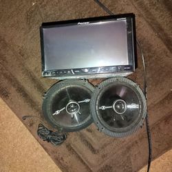 Pioneer A flip Touch Screen, (2) Kickers 6.5" 