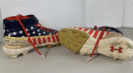 American flag best sale baseball cleats youth