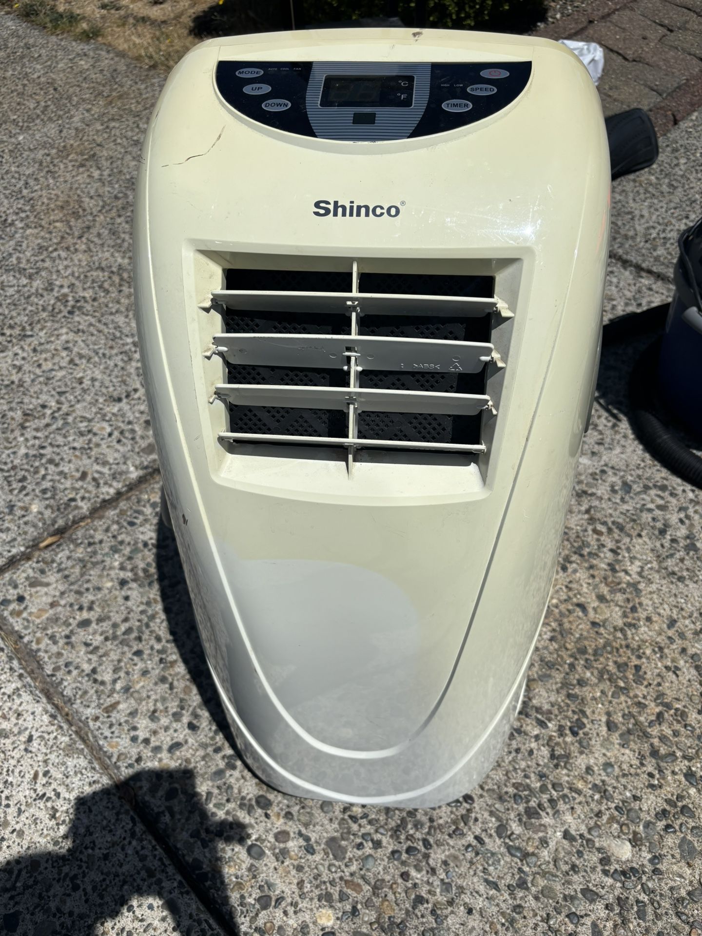 Portable AC unit