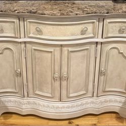 Ashley Furniture Beautiful Table Dining