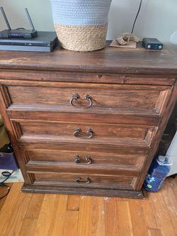 Dresser