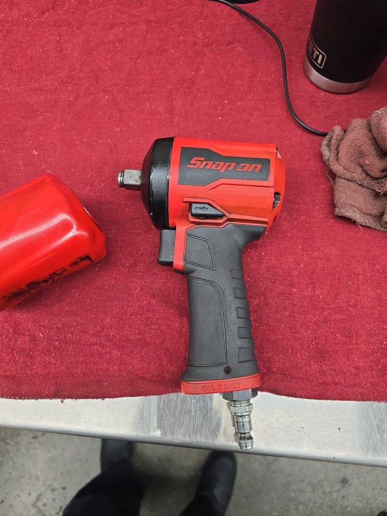 Impact Wrench SNAP ON