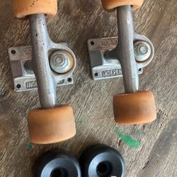 Vintage Skateboard trucks independent street style free style and NOS Powell mini rats wheels.