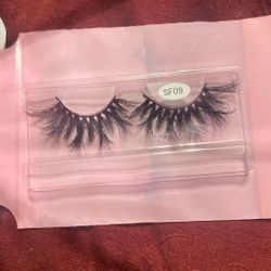 Fluffy Lashes