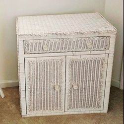White Wicker Wood Rattan Credenza Server Sideboard Cabinet Chest Sunroom Country Kitchen Cupboard Cottage Farm House 