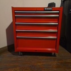 Husky Heavy Duty 5-Drawer Rolling Tool Chest
