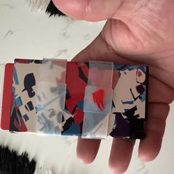 Minimalist Aluminum 6 Cards