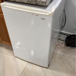 Kenmore Freezer 
