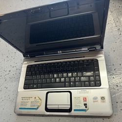 4 Laptops For Parts 