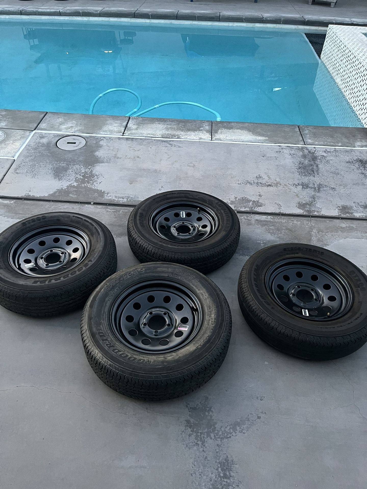 Trailer Tires
