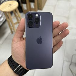 iPhone 14 Pro Max Unlocked 128GB! Finance For $50 Down Payment!!