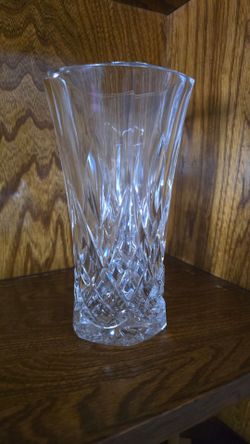 Flower vase