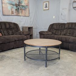 🛋️💥 Ashley Recliner  Sofa And Love Seat 🛋️💥 Free Delivery And Financing Available 