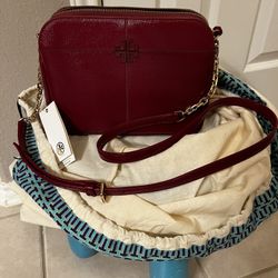 Brand New Tory Burch Ivy Patent Crossbody Bag Pickup Only 77090 area