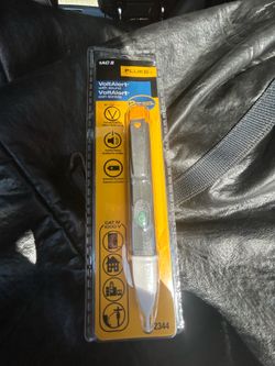 FLUKE VOLTAGE TESTER