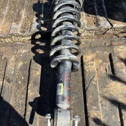 2014 Ford F-150 LH Side Strut 