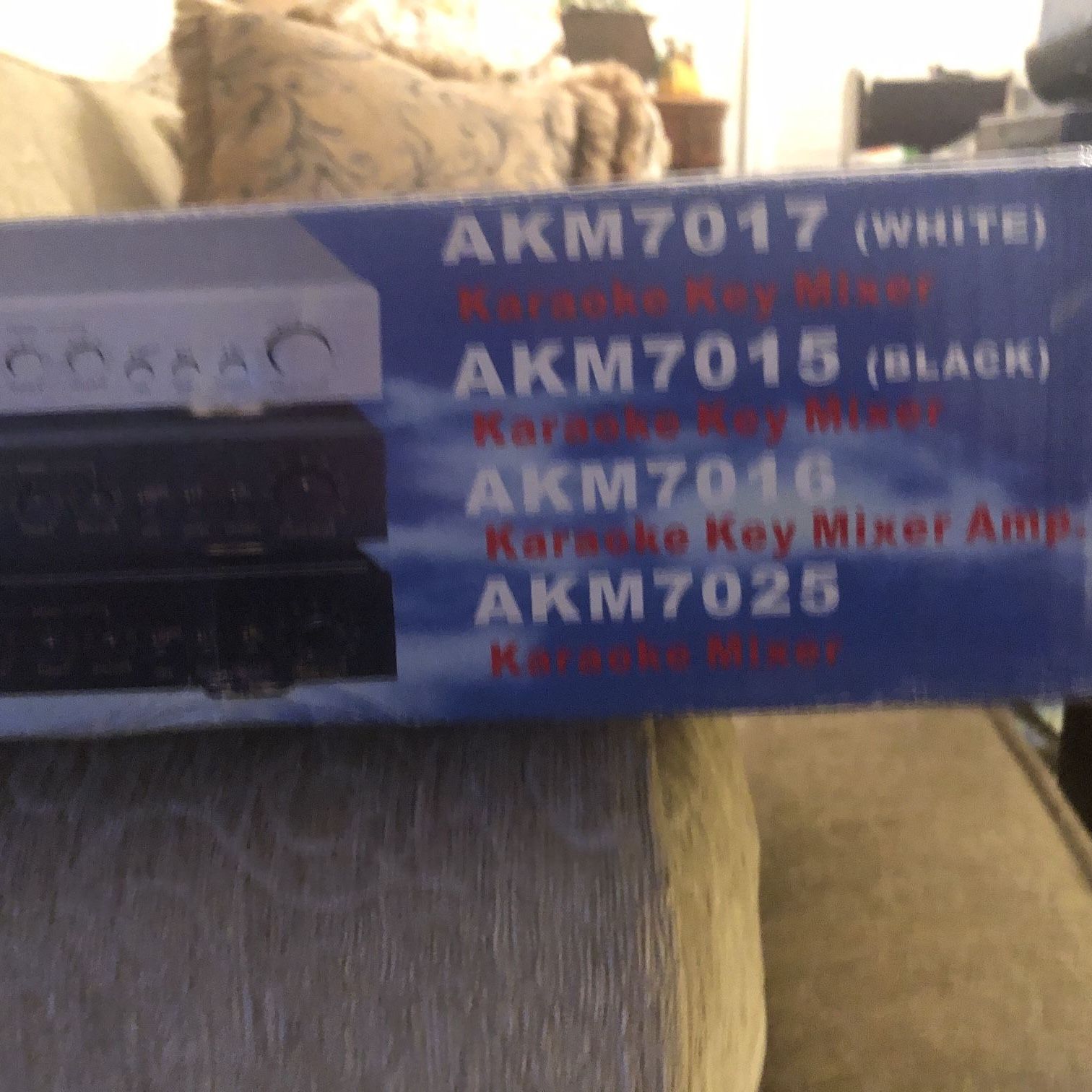 Audio 2000 AKM 7025 Digital Echo Karaoke Mixer New in Box