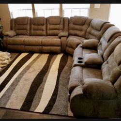 3 Piece Cobblestone Reclining Sectional Couch👌 Brand New🫵