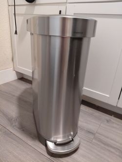 Simple Human Trash Bin