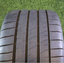 285 35R20 Bridgestone Potenza Sport with 90% Tread 8/32 100Y SKU 28070 Grade A Tires