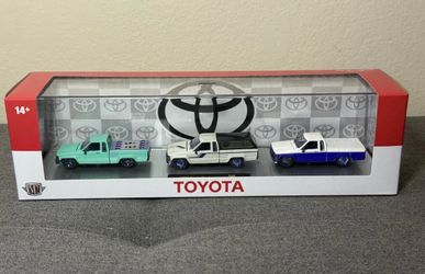 M2 Machines 1985 Toyota Trucks