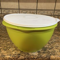 Tupperware 