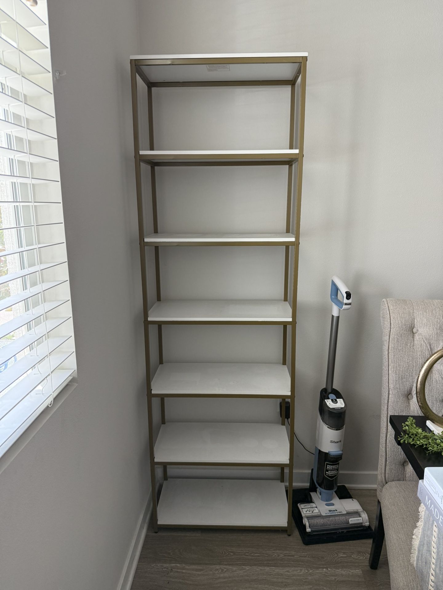 Bookshelf