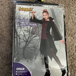 Girls Gothic Vampiress Costume