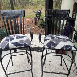 30 In Bar Stools
